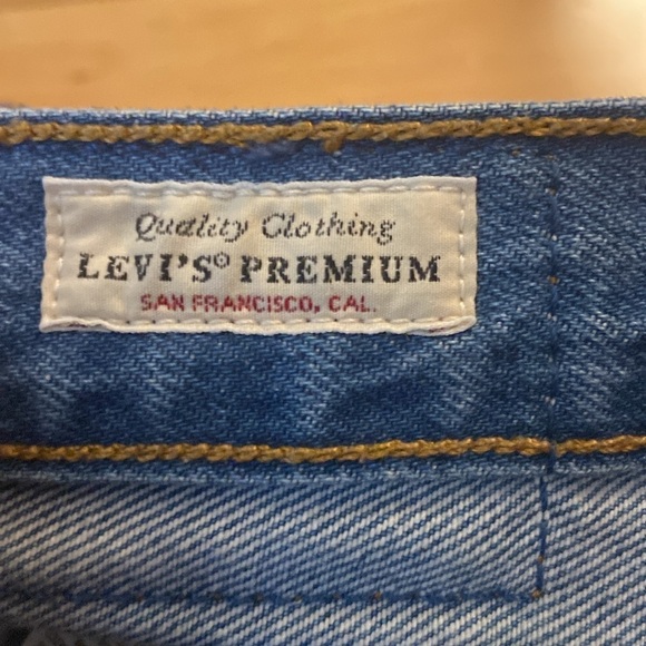 Levi’s 501 Original Fit Button Fly Distressed Jeans size 29x30, EUC - Picture 11 of 13